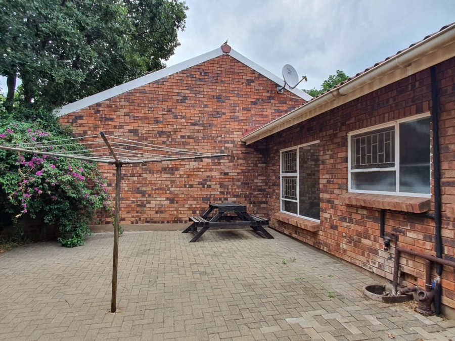 2 Bedroom Property for Sale in Pellissier Free State